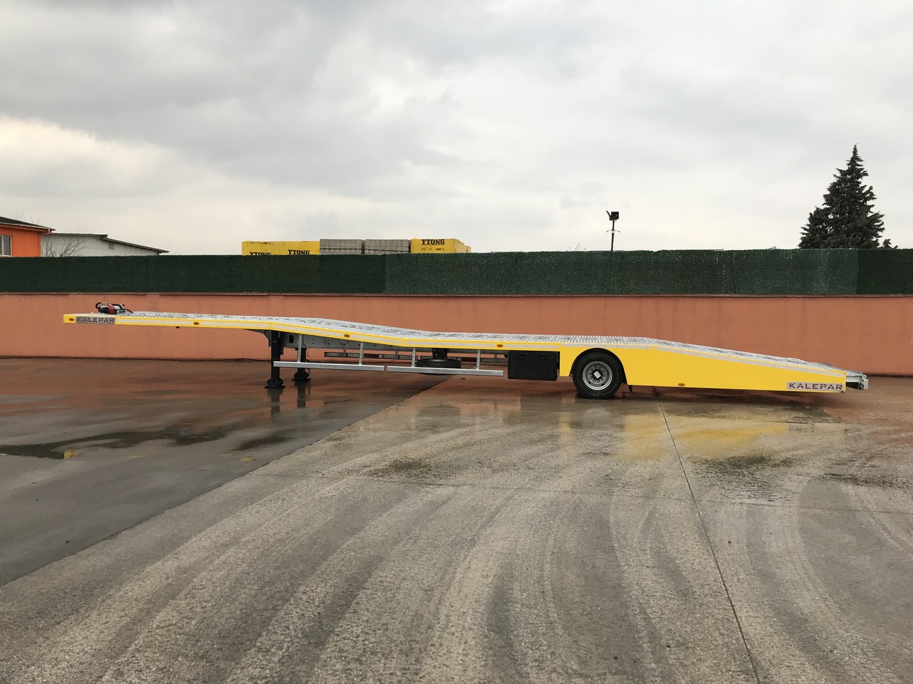 KALEPAR KLP 119V3 Car/Caravan/Van/Mobilehome Transporter - Félpótkocsi autószállító: 3 kép. KALEPAR KLP 119V3 Car/Caravan/Van/Mobilehome Transporter - Félpótkocsi autószállító: 3 kép.