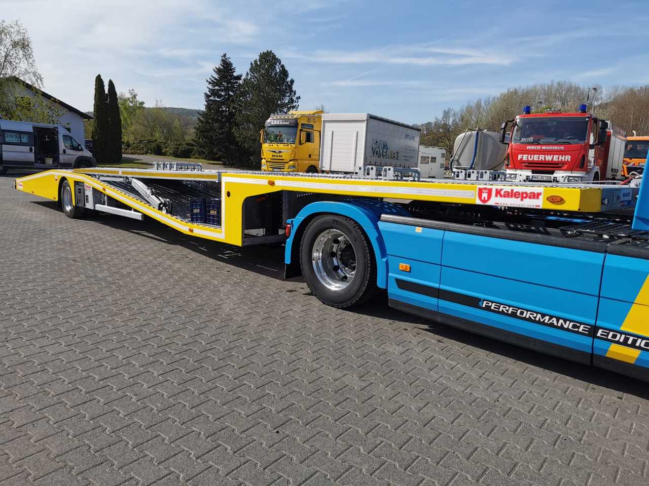 KALEPAR KLP 119V4 Autotransporter - Félpótkocsi autószállító: 5 kép. KALEPAR KLP 119V4 Autotransporter - Félpótkocsi autószállító: 5 kép.