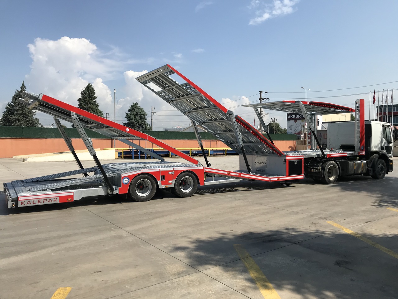 KALEPAR KLP 228V6-6 Loader Autotransporter - Félpótkocsi autószállító: 2 kép. KALEPAR KLP 228V6-6 Loader Autotransporter - Félpótkocsi autószállító: 2 kép.