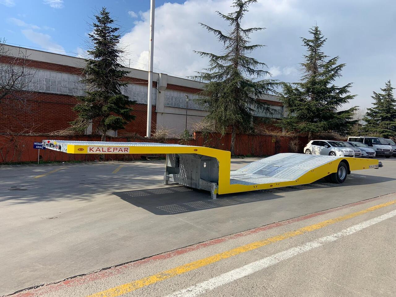 KALEPAR LKW/TRUCK TRANSPORTER - Félpótkocsi autószállító: 1 kép. KALEPAR LKW/TRUCK TRANSPORTER - Félpótkocsi autószállító: 1 kép.