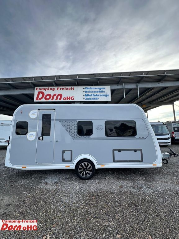 Knaus Azur 460 EU ehem. Messefahrzeug Knaus Azur 460 EU ehem. Messefahrzeug - Lakókocsi: 1 kép. Knaus Azur 460 EU ehem. Messefahrzeug Knaus Azur 460 EU ehem. Messefahrzeug - Lakókocsi: 1 kép.