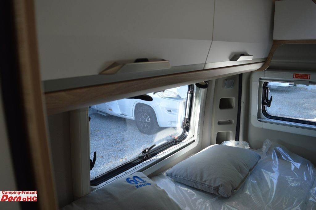 Kempingautó Knaus BoxStar 600 Street 60 Years Mit Zusatzausstattun: 11 kép. Kempingautó Knaus BoxStar 600 Street 60 Years Mit Zusatzausstattun: 11 kép.