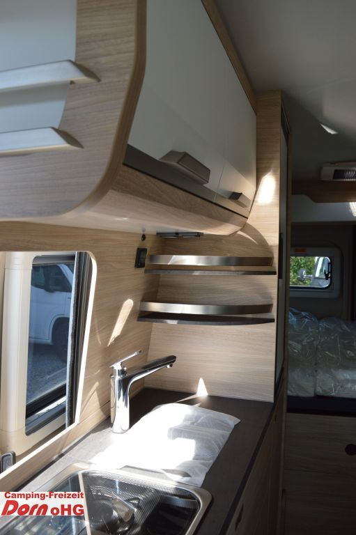 Kempingautó Knaus BoxStar 600 Street 60 Years Mit Zusatzausstattun: 16 kép. Kempingautó Knaus BoxStar 600 Street 60 Years Mit Zusatzausstattun: 16 kép.