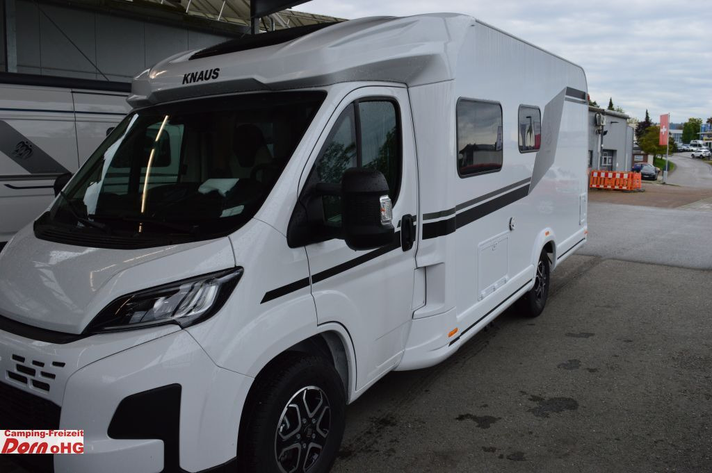 Knaus L!VE TI 650 MF Platinum Selection 140PS - Félintegrált lakóautó: 4 kép. Knaus L!VE TI 650 MF Platinum Selection 140PS - Félintegrált lakóautó: 4 kép.