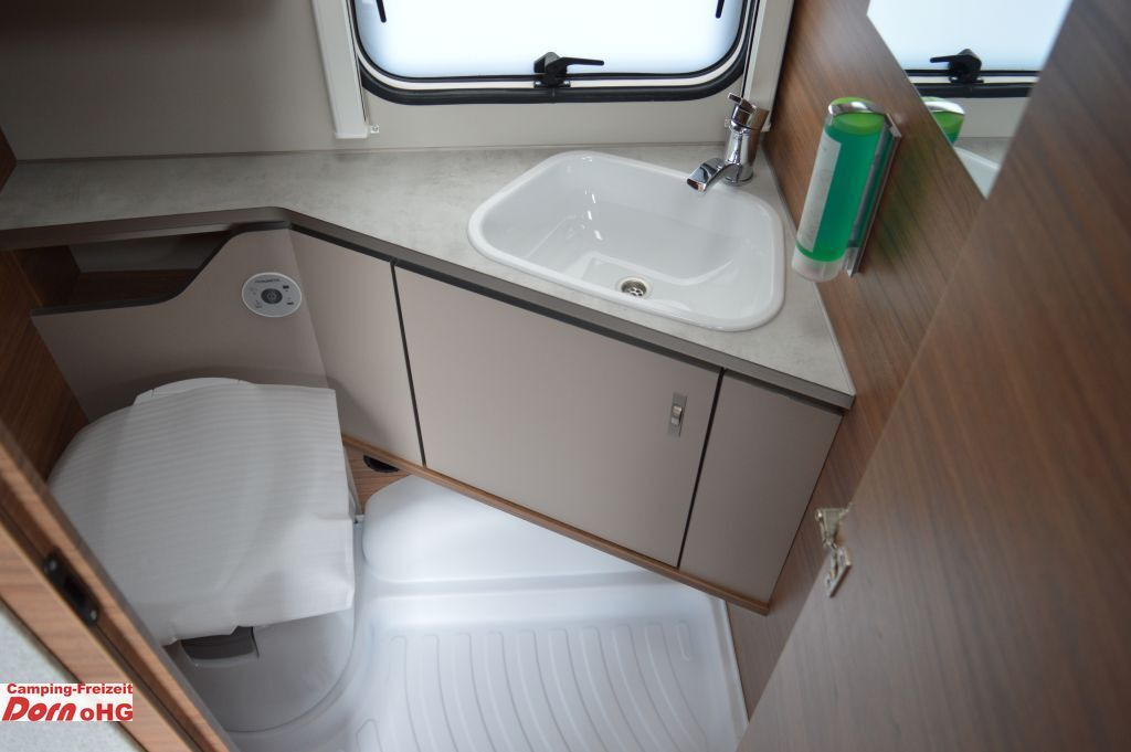 Lakókocsi Knaus Sport 400 LK Design Paket: 14 kép.
