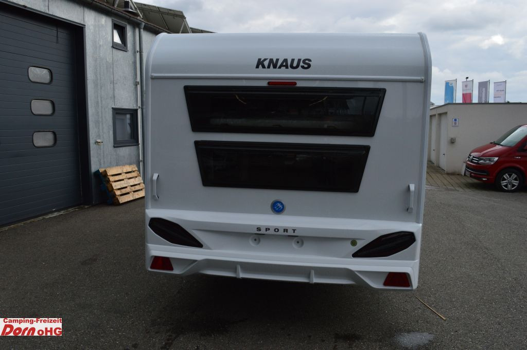 Knaus Sport 540 FDK Gas Paket - Lakókocsi: 4 kép. Knaus Sport 540 FDK Gas Paket - Lakókocsi: 4 kép.
