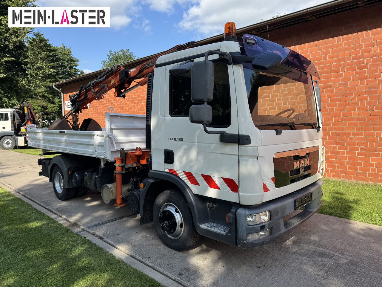 MAN TGL 8.150 3 S-Kipper Atlas 75 10m -1t. Funk FB - Billenőplatós kisteherautó: 4 kép. MAN TGL 8.150 3 S-Kipper Atlas 75 10m -1t. Funk FB - Billenőplatós kisteherautó: 4 kép.