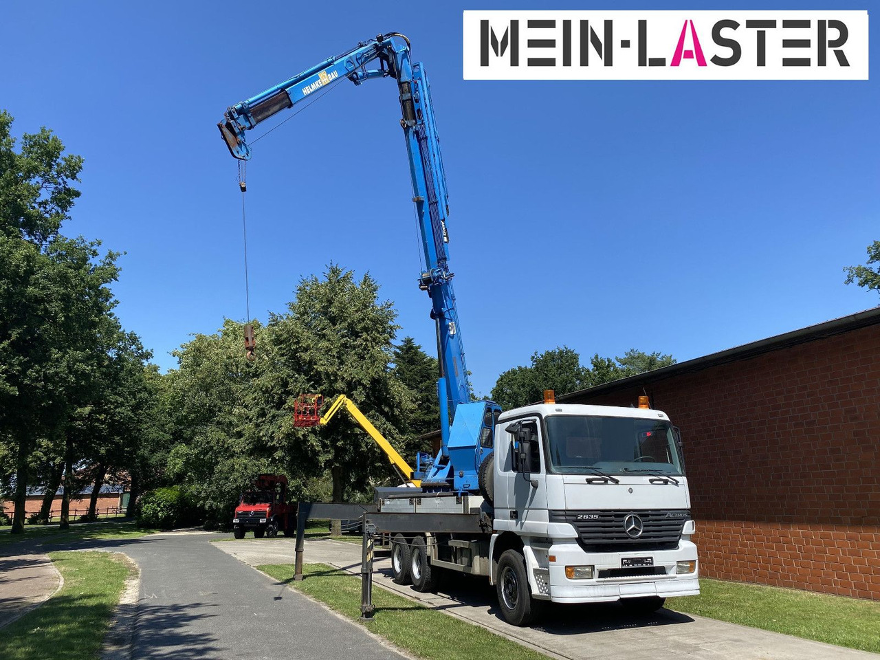 Mercedes-Benz 3335 V6 MKG 550 Ta2-a2 -46m 420 kg Funk - Darus autó: 2 kép. Mercedes-Benz 3335 V6 MKG 550 Ta2-a2 -46m 420 kg Funk - Darus autó: 2 kép.
