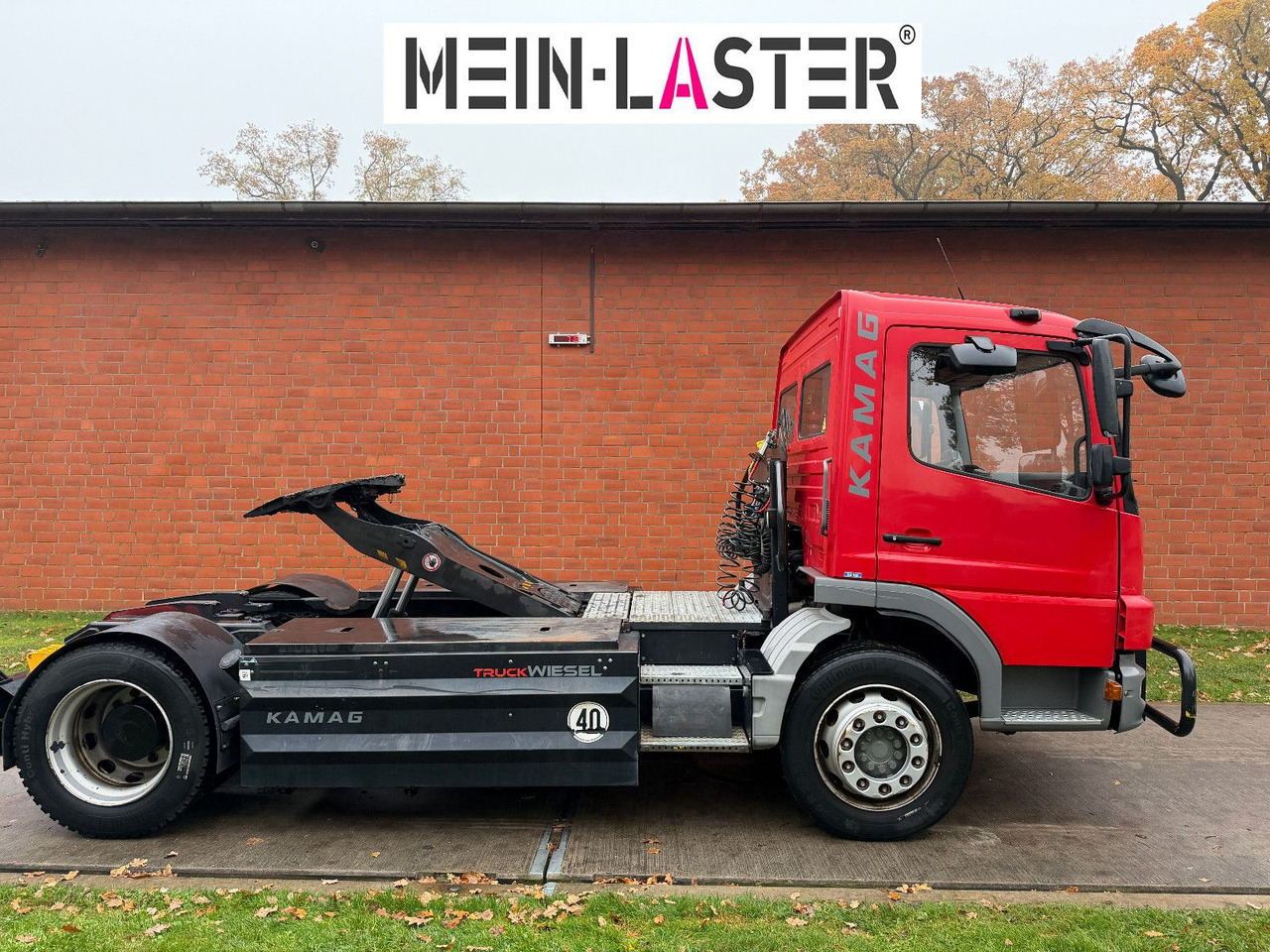 Mercedes-Benz Kamag Wiesel Terberg Rangier SZM 40 km/h - Nyergesvontató: 2 kép. Mercedes-Benz Kamag Wiesel Terberg Rangier SZM 40 km/h - Nyergesvontató: 2 kép.