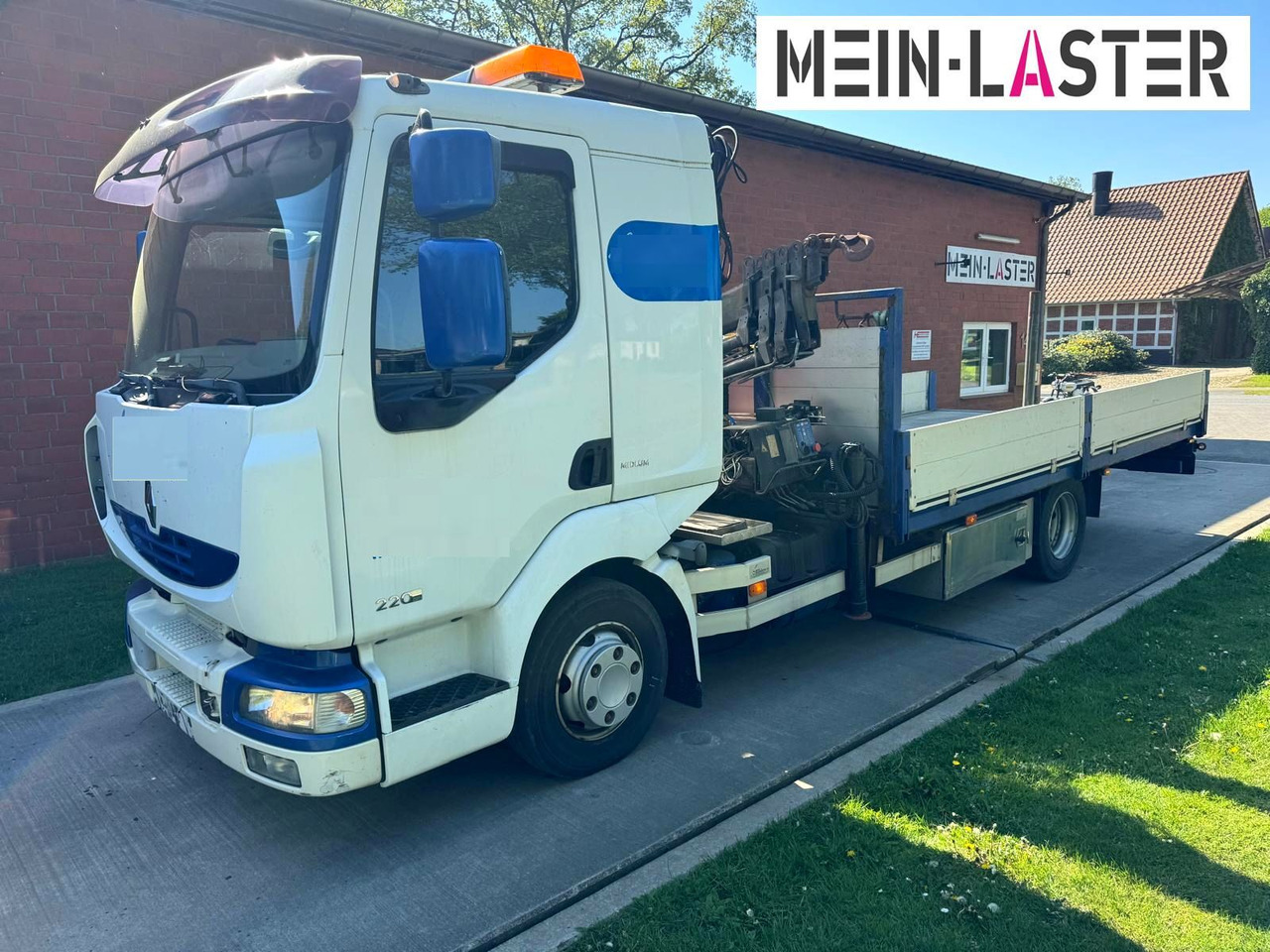 Renault Midlum 220 HMF 683 K4 15m-400 Kg Funk Seilwinde - Darus autó: 2 kép. Renault Midlum 220 HMF 683 K4 15m-400 Kg Funk Seilwinde - Darus autó: 2 kép.