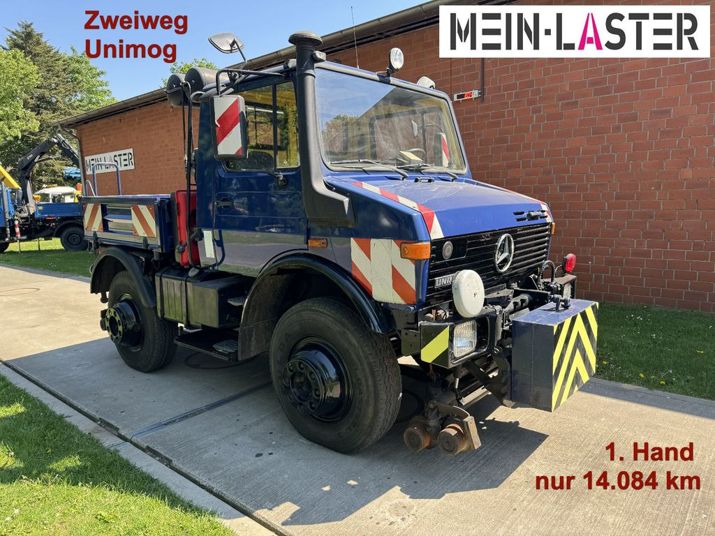 Mercedes-Benz U 1600 Zweiweg ZW 100 AHK 600t nur 14.084 km - Teherautó: 1 kép. Mercedes-Benz U 1600 Zweiweg ZW 100 AHK 600t nur 14.084 km - Teherautó: 1 kép.