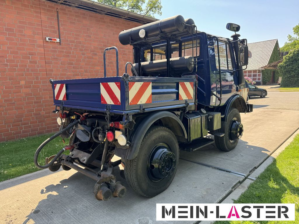 Mercedes-Benz U 1600 Zweiweg ZW 100 AHK 600t nur 14.084 km - Teherautó: 5 kép. Mercedes-Benz U 1600 Zweiweg ZW 100 AHK 600t nur 14.084 km - Teherautó: 5 kép.