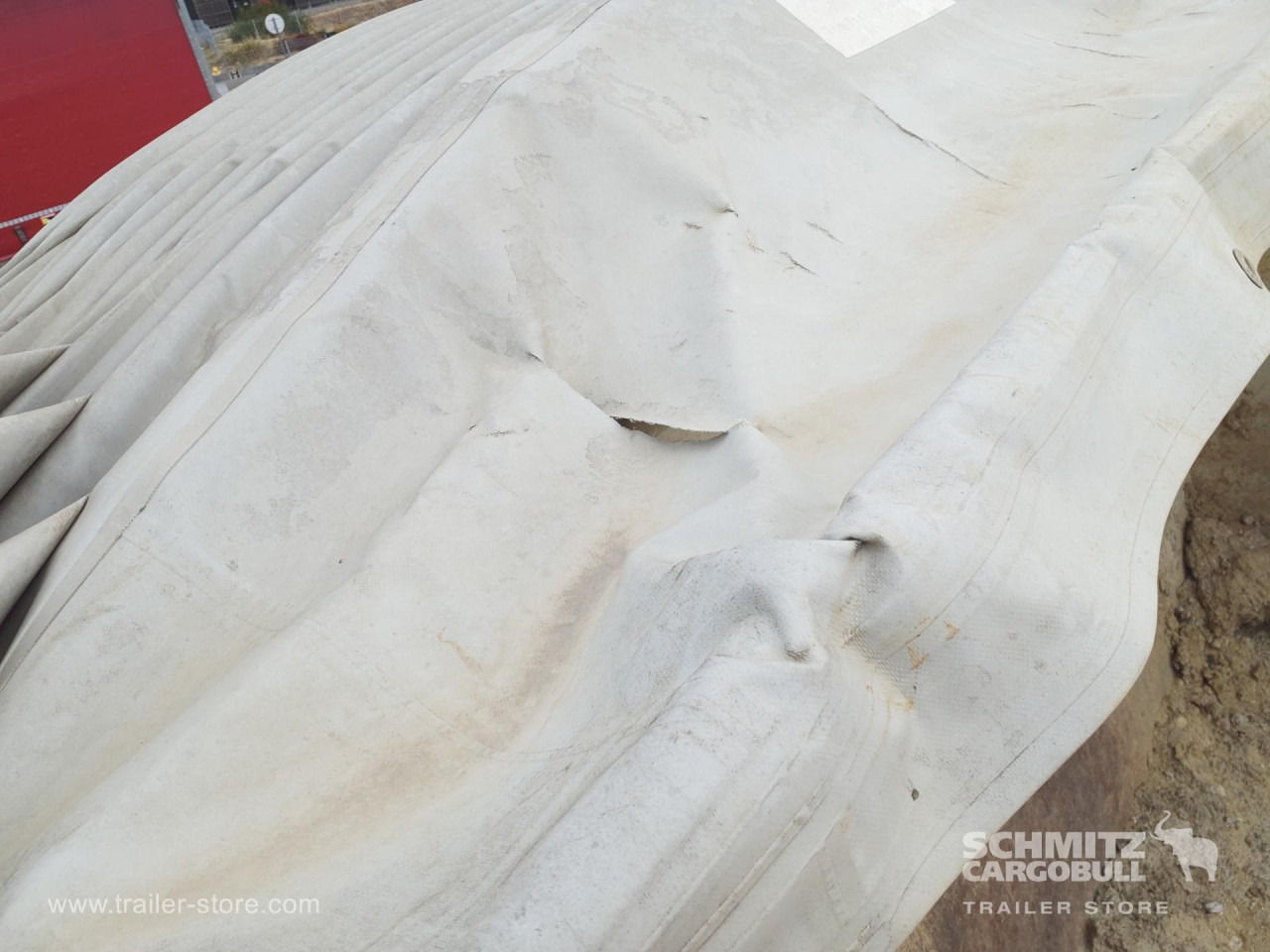 SCHMITZ Tipper Steel half pipe body 26m³ - Félpótkocsi billenőplatós: 3 kép. SCHMITZ Tipper Steel half pipe body 26m³ - Félpótkocsi billenőplatós: 3 kép.