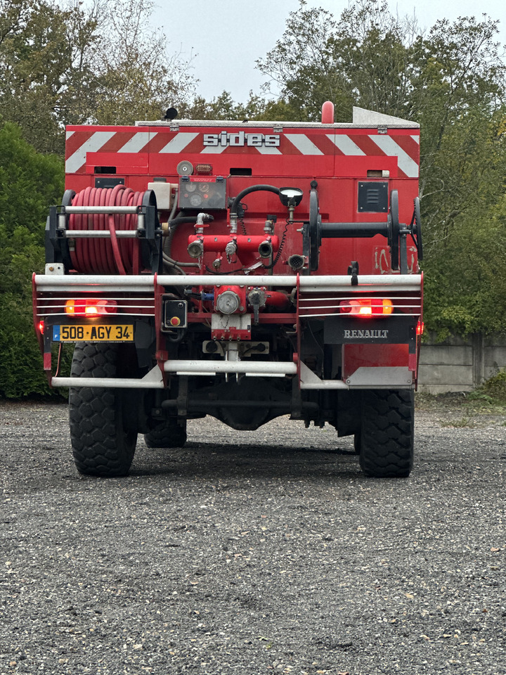 RENAULT Midlum 220 4x4 - Tűzoltóautó: 5 kép. RENAULT Midlum 220 4x4 - Tűzoltóautó: 5 kép.