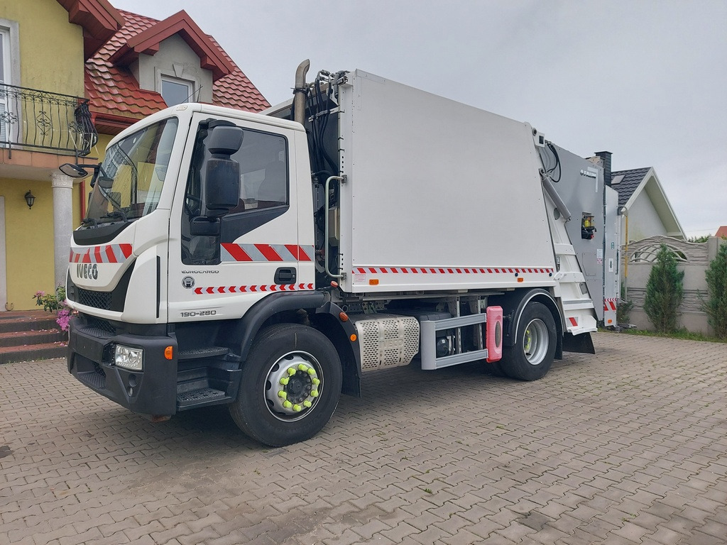 IVECO Eurocargo - Szemetesautó: 1 kép. IVECO Eurocargo - Szemetesautó: 1 kép.