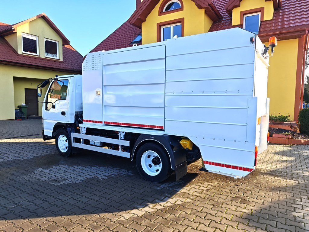 Isuzu Small CONTAINER WASHER Containerreiniger - FARID - Szemetesautó: 5 kép. Isuzu Small CONTAINER WASHER Containerreiniger - FARID - Szemetesautó: 5 kép.