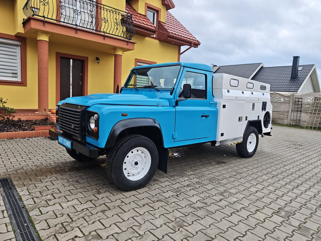Szippantós autó Land Rover Defender VAACUM truck canalisation cleaner 4x4: 1 kép.