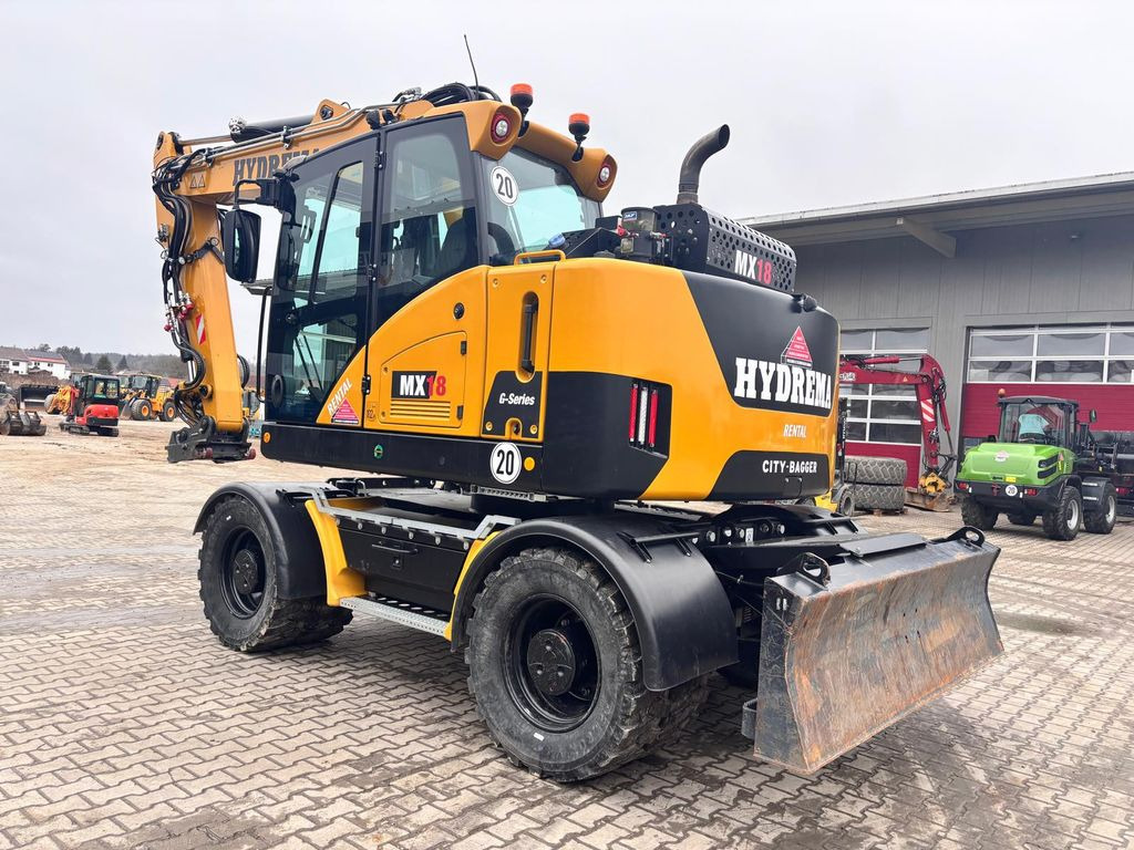 Hydrema MX18G Hydrema MX18G - Gumikerekes kotró: 4 kép. Hydrema MX18G Hydrema MX18G - Gumikerekes kotró: 4 kép.