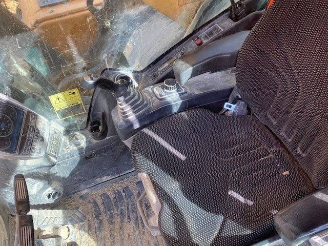 Hyundai HX 480 - Lánctalpas kotró: 5 kép. Hyundai HX 480 - Lánctalpas kotró: 5 kép.