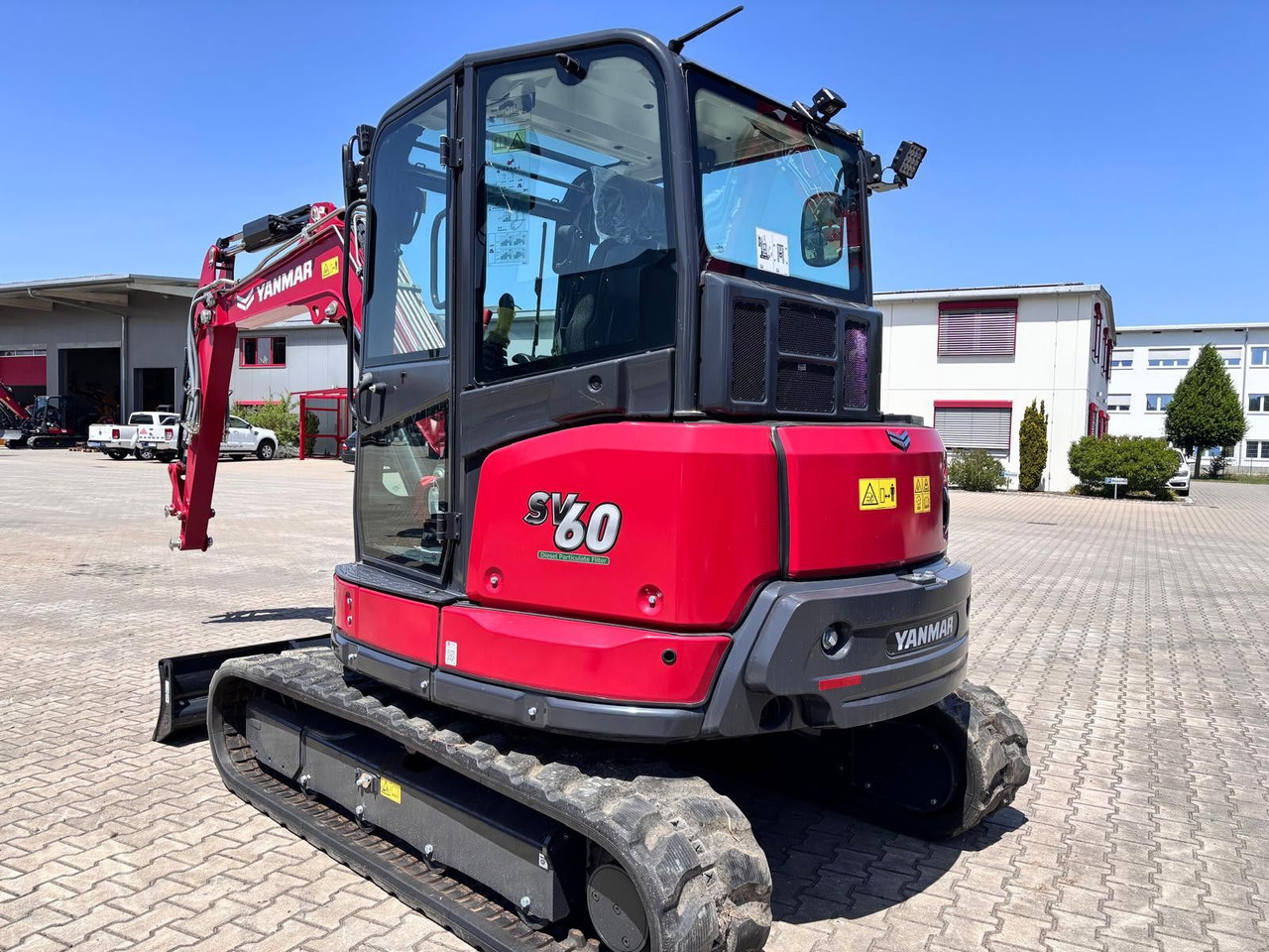 Yanmar SV 60-B - Minikotró: 4 kép. Yanmar SV 60-B - Minikotró: 4 kép.