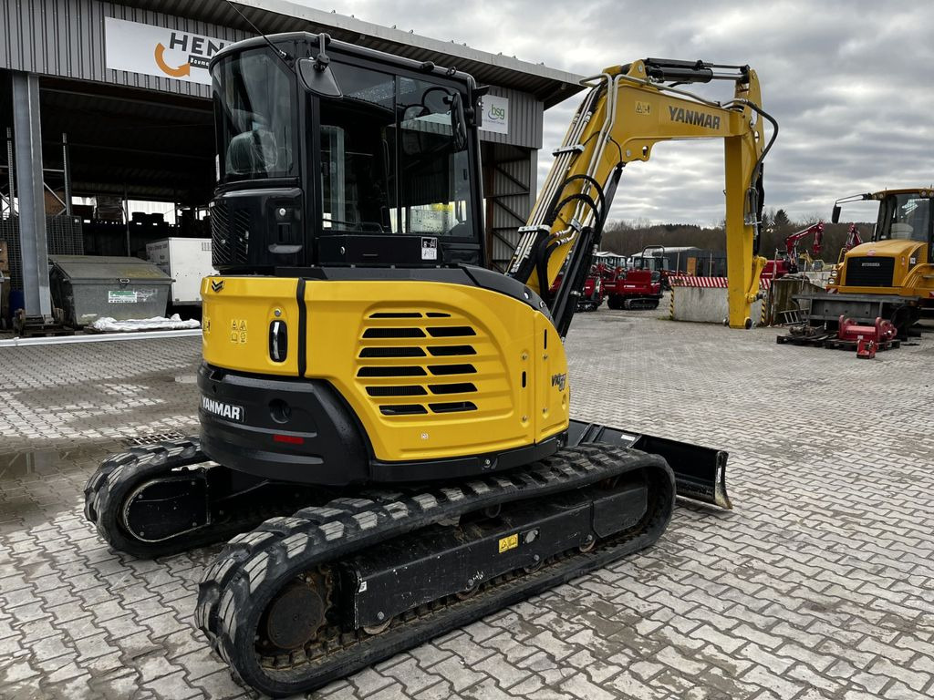 Yanmar VIO 57-6B - Minikotró: 3 kép. Yanmar VIO 57-6B - Minikotró: 3 kép.