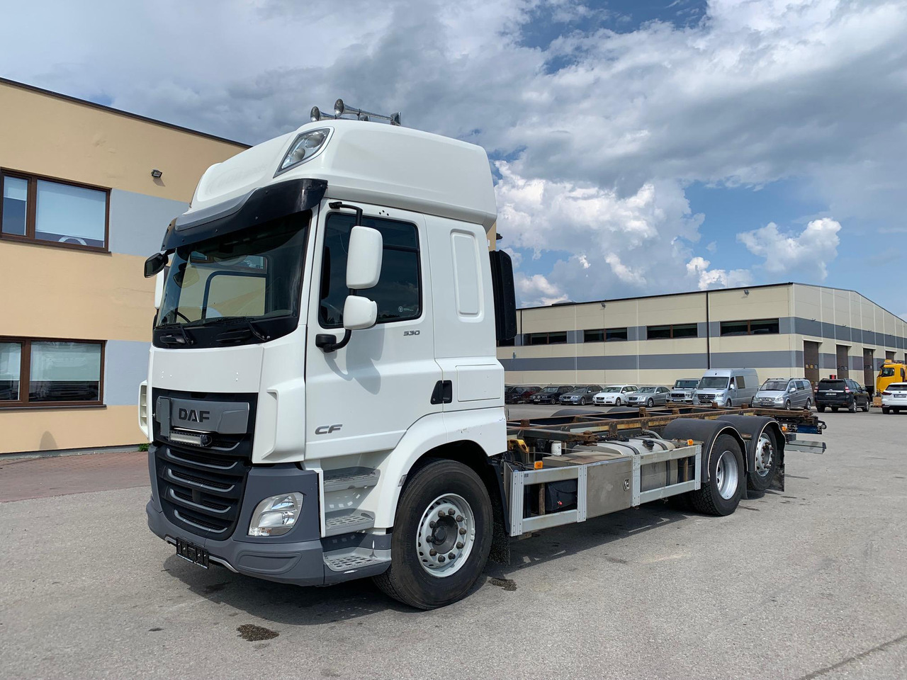 DAF CF 530 - Alvaz teherautó: 3 kép. DAF CF 530 - Alvaz teherautó: 3 kép.