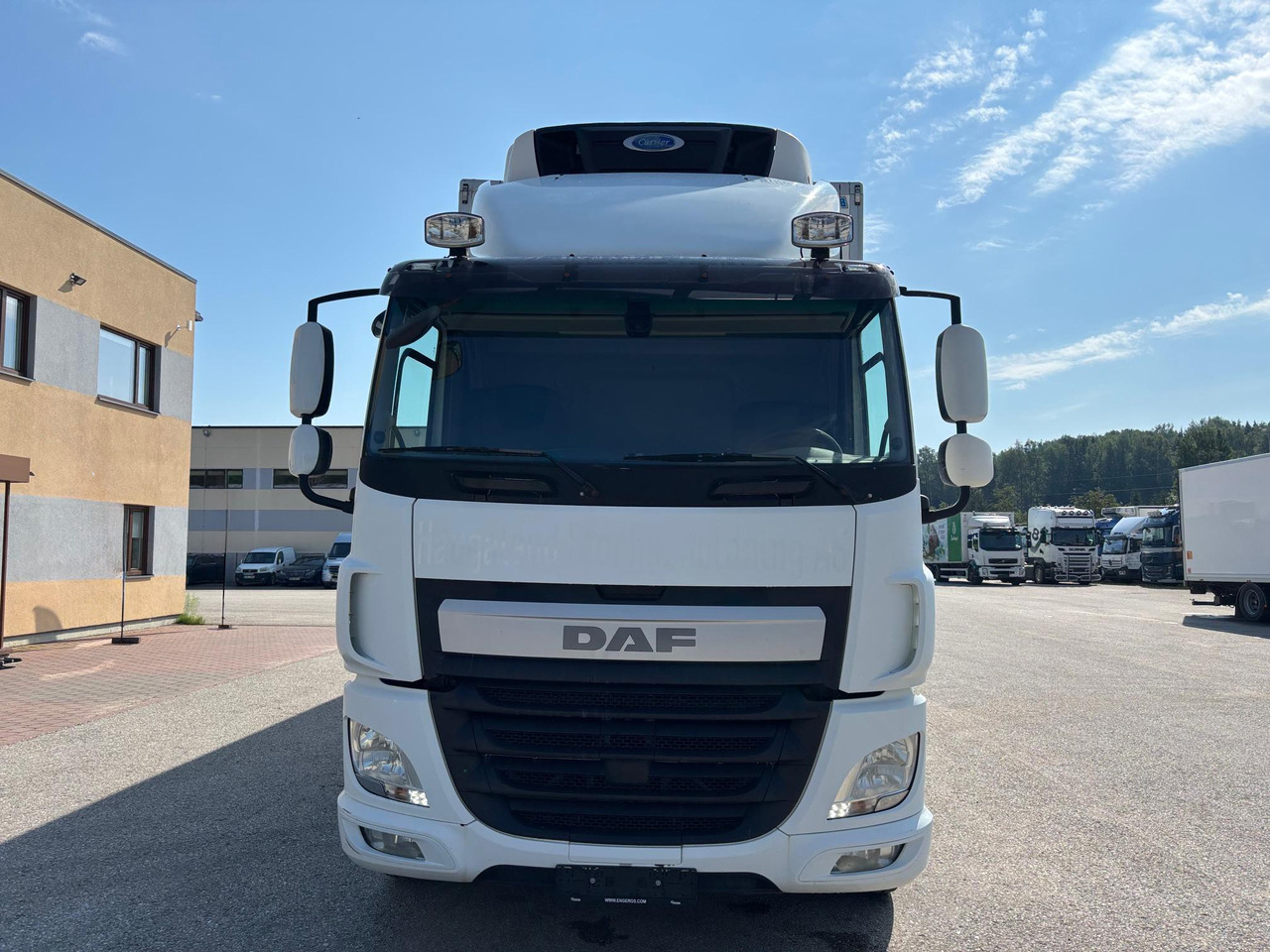 DAF CF440 - Hűtős teherautó: 2 kép. DAF CF440 - Hűtős teherautó: 2 kép.