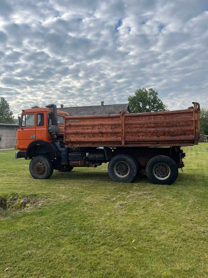 IVECO Magirus 260-30 - Billenőplatós teherautó: 4 kép. IVECO Magirus 260-30 - Billenőplatós teherautó: 4 kép.