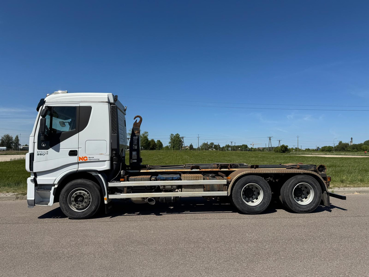 IVECO STRALIS 560 - Horgos rakodó teherautó, Darus autó: 4 kép. IVECO STRALIS 560 - Horgos rakodó teherautó, Darus autó: 4 kép.
