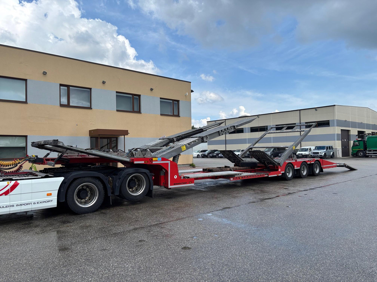 Félpótkocsi autószállító KÄSSBOHRER: 11 kép. Félpótkocsi autószállító KÄSSBOHRER: 11 kép.