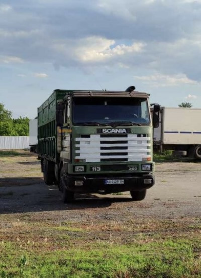 SCANIA 113.360 - Platós teherautó: 5 kép. SCANIA 113.360 - Platós teherautó: 5 kép.