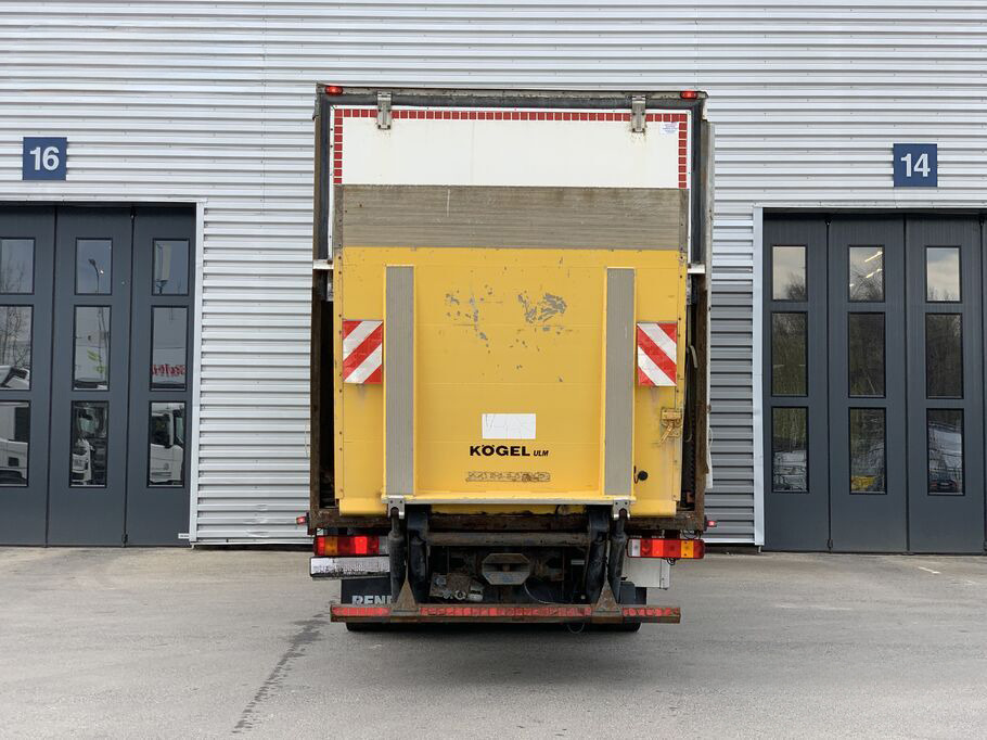 SCANIA 114L 340 - Ponyvás teherautó: 5 kép. SCANIA 114L 340 - Ponyvás teherautó: 5 kép.