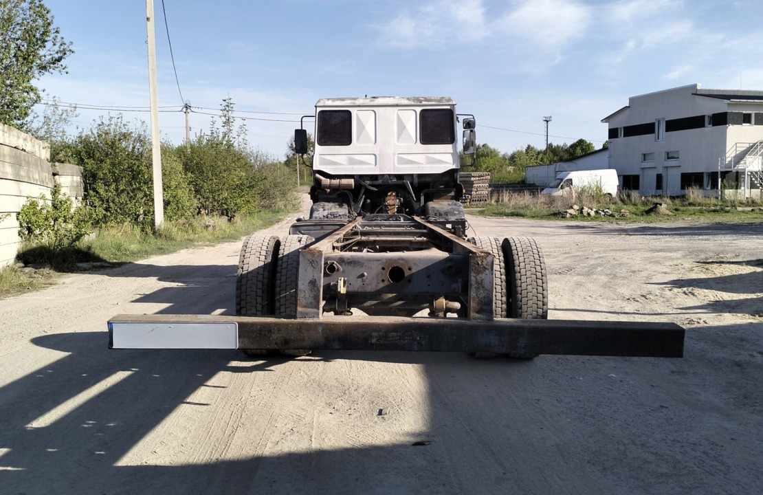 DAF FA1700 - Teherautó: 4 kép. DAF FA1700 - Teherautó: 4 kép.