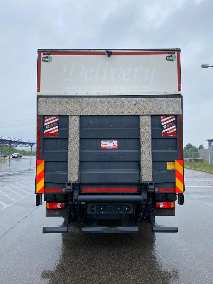 VOLVO FL 240 - Hűtős teherautó: 4 kép. VOLVO FL 240 - Hűtős teherautó: 4 kép.