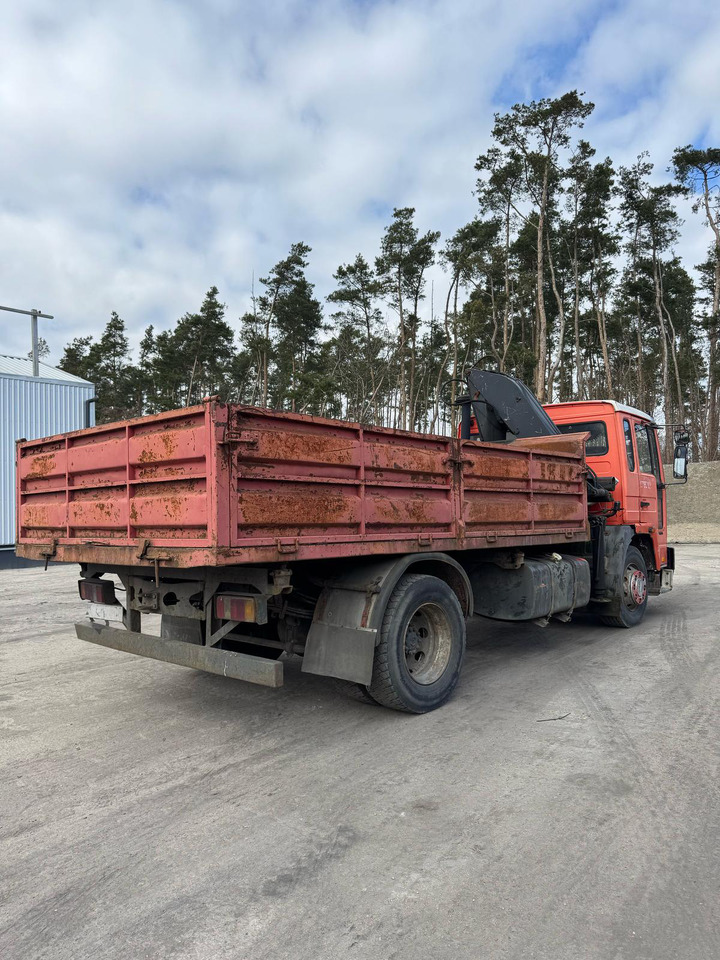 Billenőplatós teherautó, Darus autó VOLVO FL614: 6 kép.