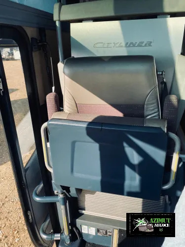 NEOPLAN - Távolsági busz: 4 kép. NEOPLAN - Távolsági busz: 4 kép.