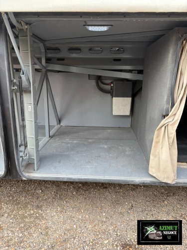 Mercedes - Távolsági busz: 1 kép. Mercedes - Távolsági busz: 1 kép.