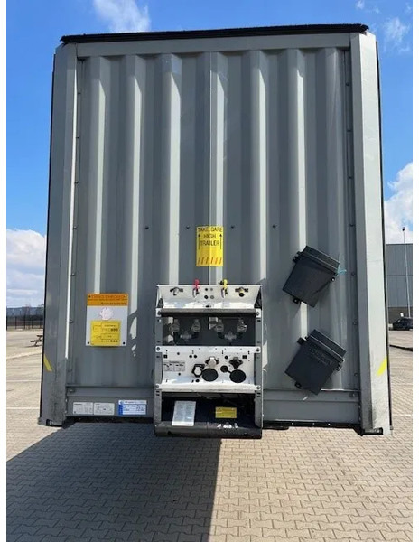 Krone 2018 XL P400 MEGA HUPAC - FERRY SPEC TRAILER WITH RAMPS - Félpótkocsi dobozos: 2 kép. Krone 2018 XL P400 MEGA HUPAC - FERRY SPEC TRAILER WITH RAMPS - Félpótkocsi dobozos: 2 kép.