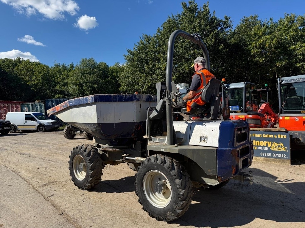 Ausa D 450 AHG - Minidömper: 5 kép. Ausa D 450 AHG - Minidömper: 5 kép.