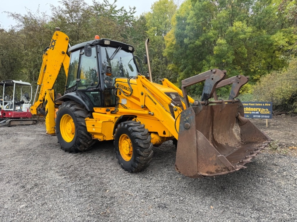 JCB 3 CX - Kotrórakodó: 4 kép. JCB 3 CX - Kotrórakodó: 4 kép.