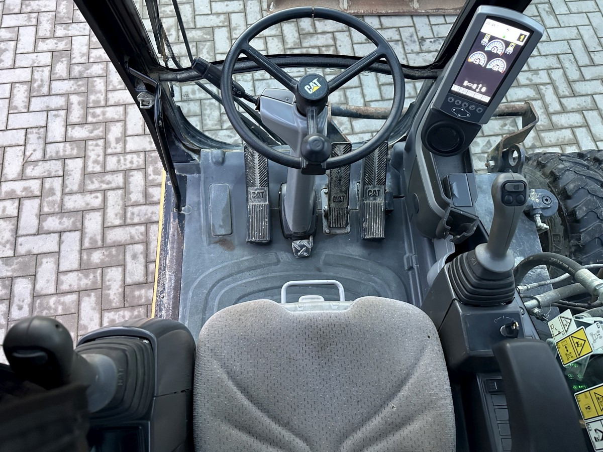 CATERPILLAR M 316 D full Hydr. Top Zustand German machine ! - Gumikerekes kotró: 5 kép. CATERPILLAR M 316 D full Hydr. Top Zustand German machine ! - Gumikerekes kotró: 5 kép.