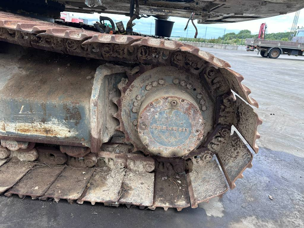 Liebherr 914 924 916 926 for parts breaking dismantling - Lánctalpas kotró: 4 kép. Liebherr 914 924 916 926 for parts breaking dismantling - Lánctalpas kotró: 4 kép.