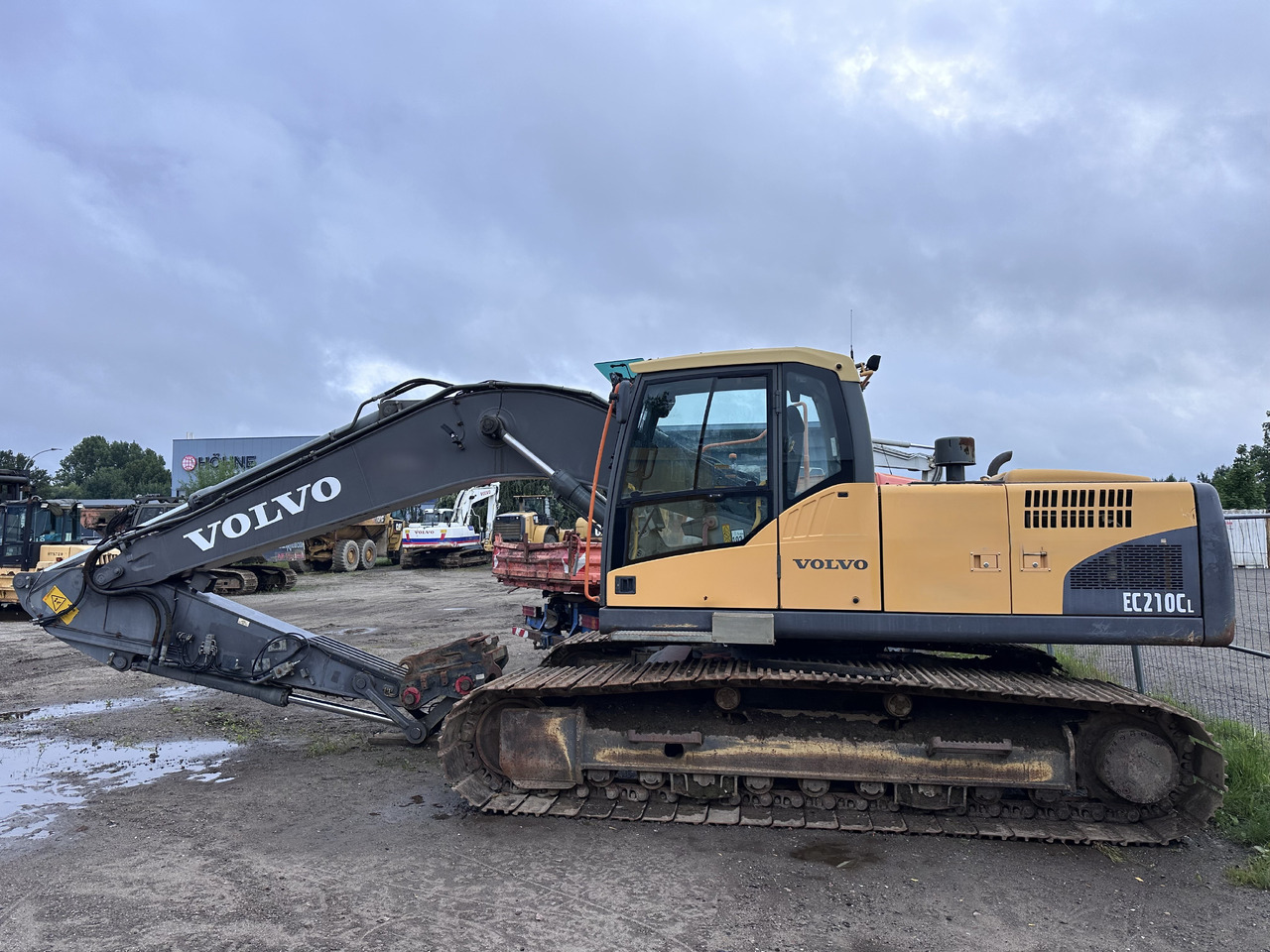 VOLVO EC 210 CL Deutsche Maschine! Top !!! - Lánctalpas kotró: 1 kép. VOLVO EC 210 CL Deutsche Maschine! Top !!! - Lánctalpas kotró: 1 kép.