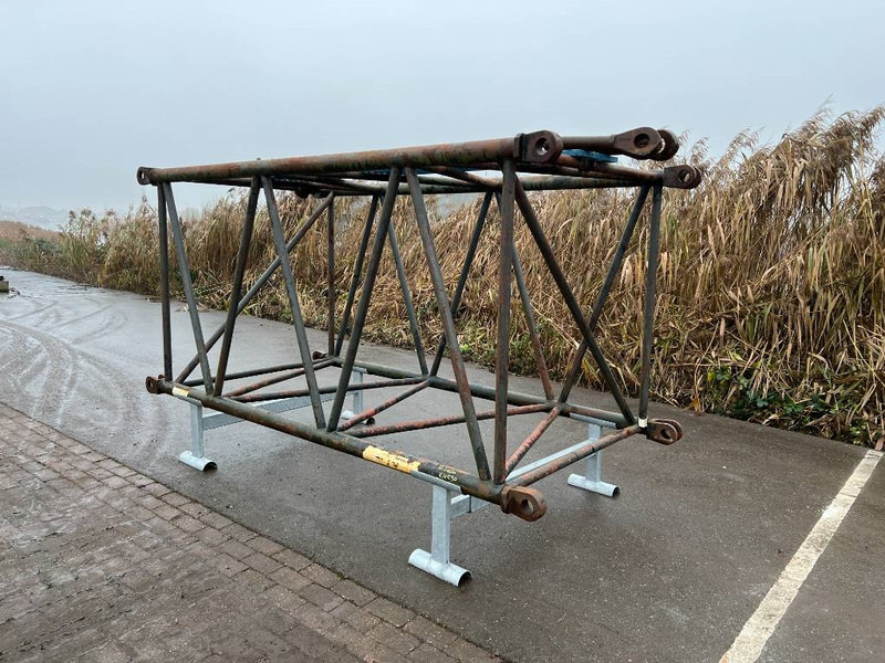 Hitachi KH 230-3 - Rakodódaru - Építőipari gépek: 2 kép. Hitachi KH 230-3 - Rakodódaru - Építőipari gépek: 2 kép.