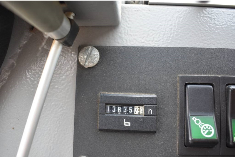 Terepjáró autódaru Liebherr LTM1055-3.2: 20 kép.