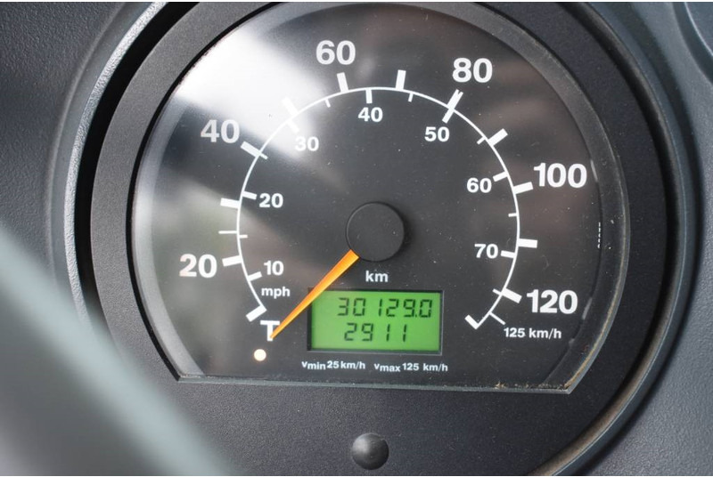 Terepjáró autódaru Liebherr LTM1055-3.2: 13 kép.