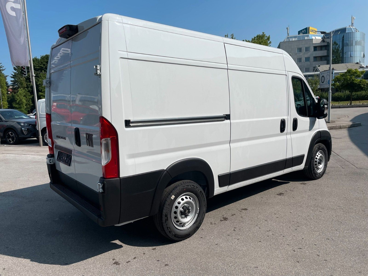 Fiat Ducato 30L L2H2 120 Kastenwagen 2025 - Kis furgon: 3 kép. Fiat Ducato 30L L2H2 120 Kastenwagen 2025 - Kis furgon: 3 kép.