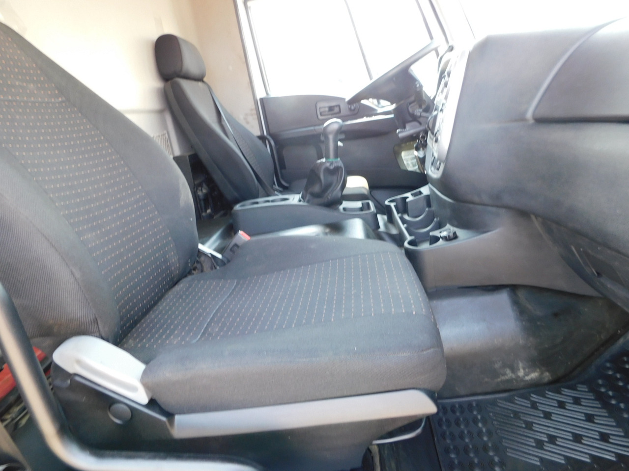 Ford 4142d 8x4 dcab e6 16s2230 - Billenőplatós teherautó: 5 kép. Ford 4142d 8x4 dcab e6 16s2230 - Billenőplatós teherautó: 5 kép.