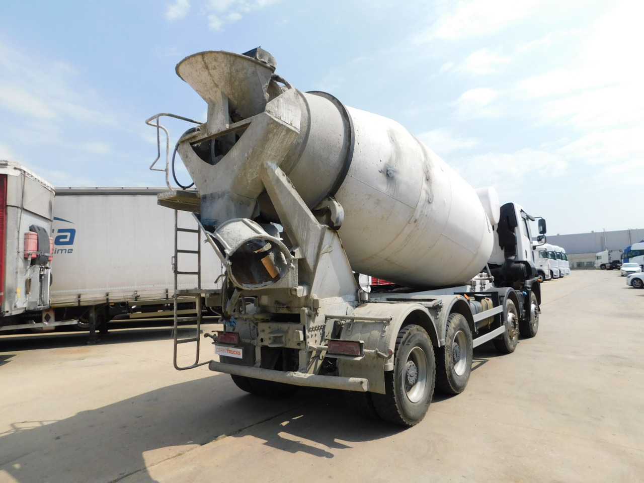 Ford Lt12xl 7h cargo 4142m - Betonmixer: 3 kép. Ford Lt12xl 7h cargo 4142m - Betonmixer: 3 kép.