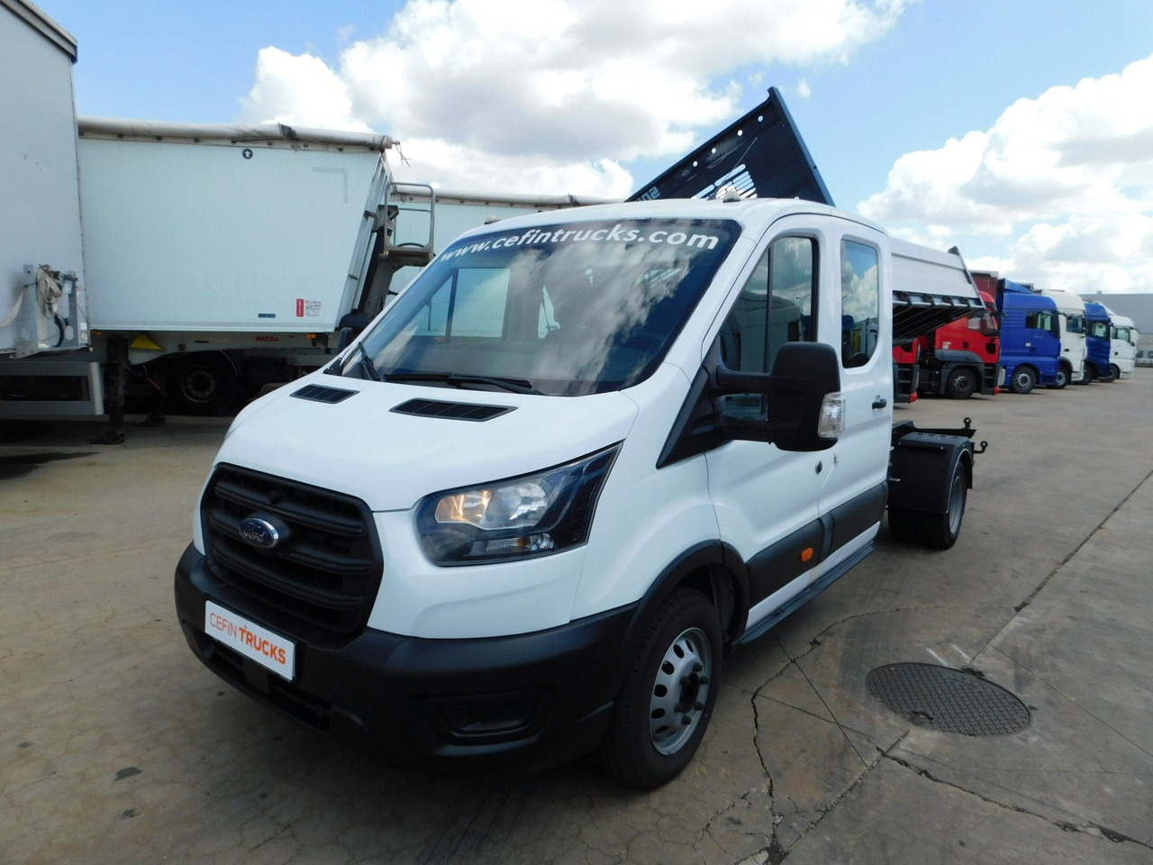 Ford Transit - Billenőplatós kisteherautó: 1 kép. Ford Transit - Billenőplatós kisteherautó: 1 kép.